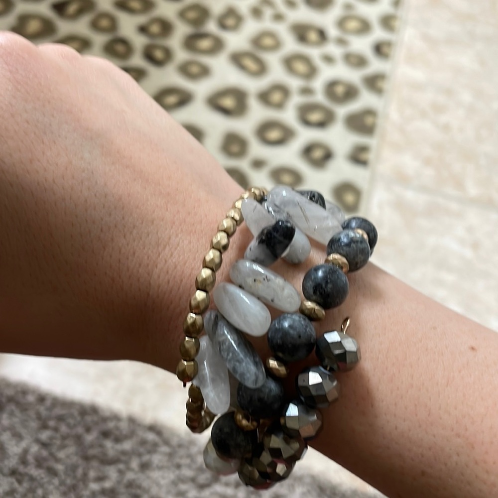 Bracelet